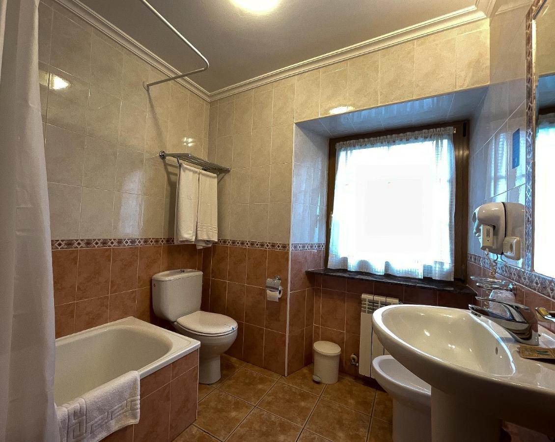 Hotel Rural "La Ruta De Cabrales" Mestas De Con Eksteriør bilde